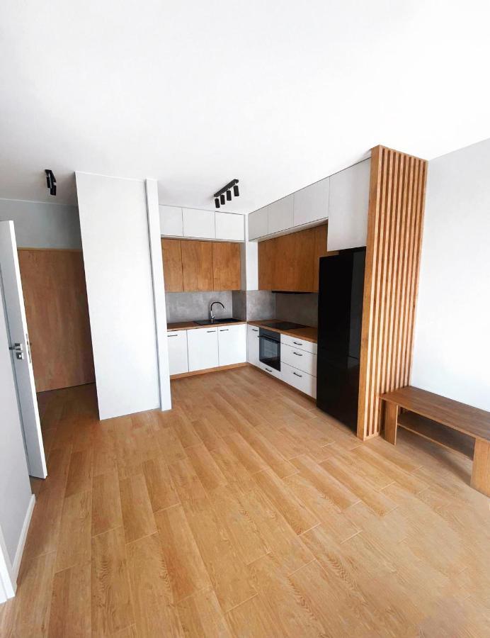 Elegant 1-Bedroom Flat With Balcony Near Wroclaw Luaran gambar